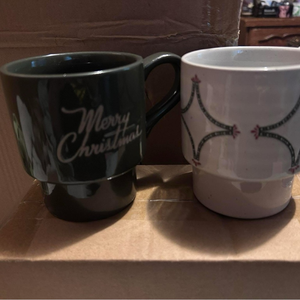 Green and White Ceramic Mug Set for Dining